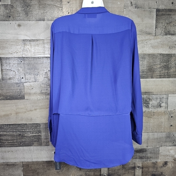 Apt. 9 Blue Long Sleeve Button Down Shirt | M - Picture 5 of 7